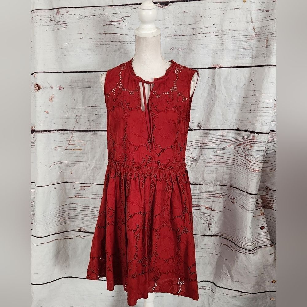 Shoshanna Sleeveless Eyelet Dress Size 6 NWT